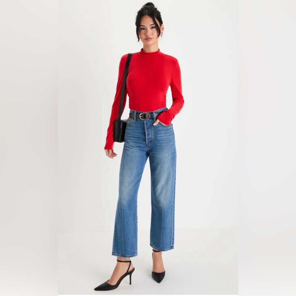 NWT Lulus Red Ruched Mock Neck Long Sleeve Size Medium